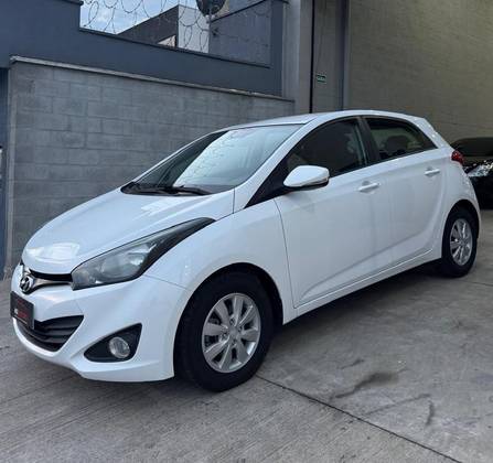 HYUNDAI HB20 1.6 COMFORT STYLE 16V FLEX 4P MANUAL HYUNDAI HB20 1.6 COMFORT STYLE 16V FLEX 4P MANUAL